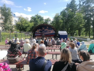 Авторский концерт Николая Червона "Едем на Донбас"