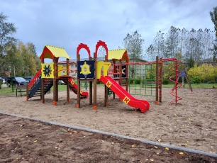 Благодаря инициативе жителей в Кудымкаре появилась еще одна детская площадка