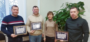 Депутатам вручили Благодарственные письма от командования воинской части