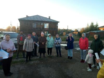 Жители микрорайона «Восточный» обсудили проект обустройства спортивно - игровой площадки «Восточка» на ул. Конституции по программе инициативного бюджетирования