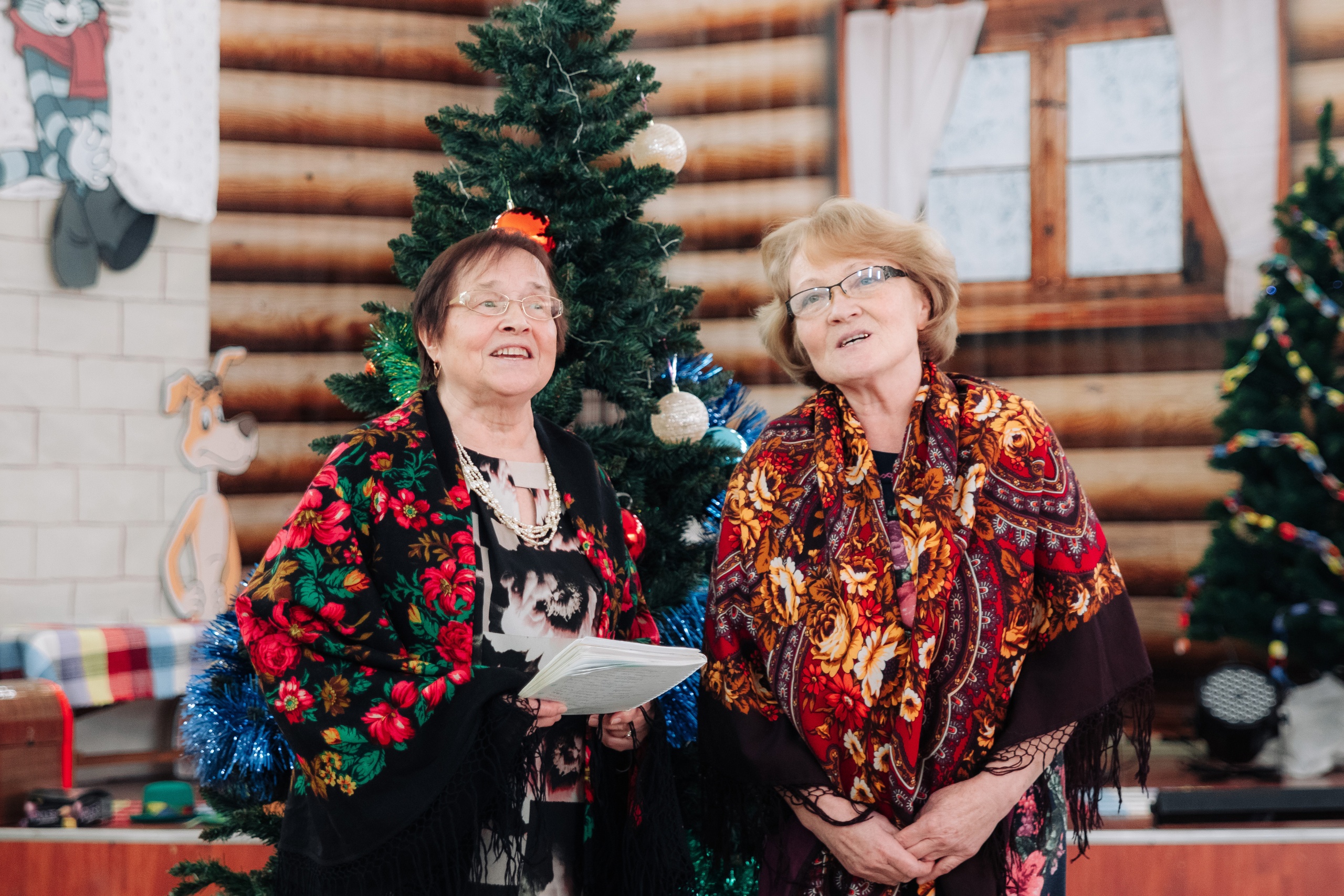 Новогодний серпантин