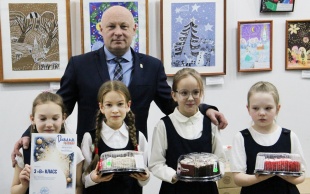 В Кудымкаре состоялось торжественное закрытие выставки «Новогоднее настроение»