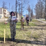 В Кудымкарском муниципальном округе студенты лесоводы, представители Экологического отряда Земляне приняли участие во Всероссийской акции "Сад Памяти".