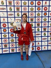 Диана Мехоношина стала серебряным призером на Всероссийских соревнованиях по самбо 