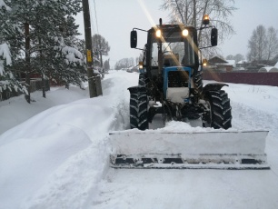 Качество и оперативность уборки снега на территории города обсудили на совещании в администрации
