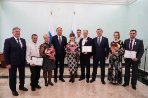 Многодетную семью из Пермского края наградили медалью «Родительская слава»