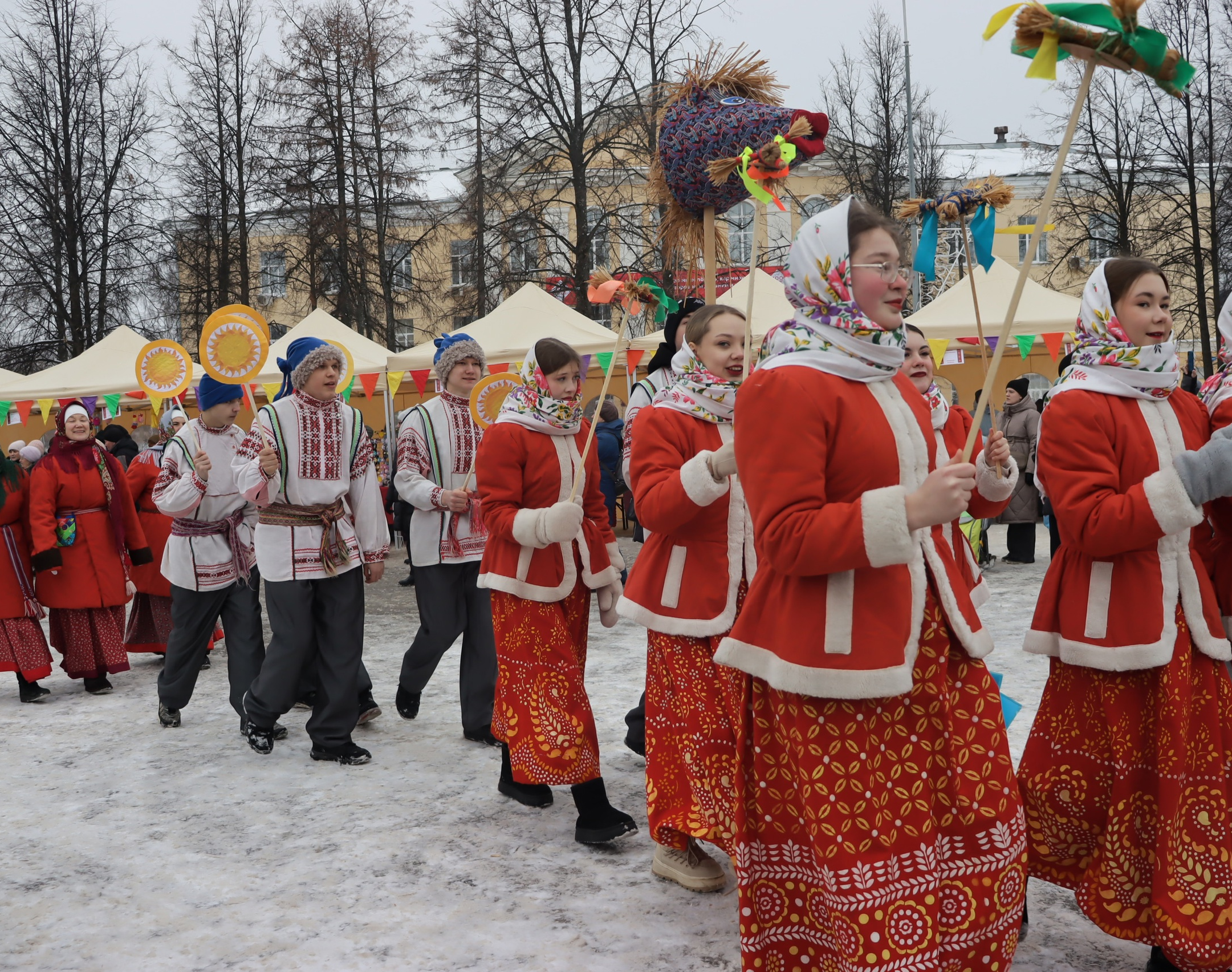 1 марта в Кудымкаре на городской площади состоялось народное гуляние "Ыджыт Масленича», посвящённое 100-летию Коми-Пермяцкого округа. 