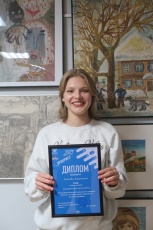 Ученица Белоевской средней школы, и воспитанница объединения “Семицветик” Власова Анастасия, стала призёром федерального этапа “Большого всероссийского фестиваля детского и юношеского творчества”