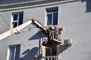 В этом году в Пермском крае капремонт общего имущества проводят в 460 многоквартирных домах