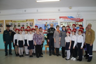 В школе № 8 состоялось торжественное мероприятие, посвященное открытию зала Славы и Памяти