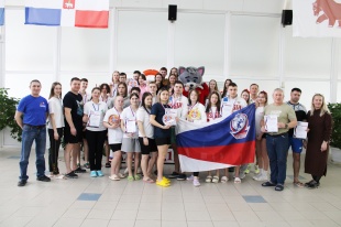 28 февраля в плавательном бассейне в Кудымкаре состоялось lV краевое водно-спасательного многоборье среди обучающихся профессиональных учреждений и общеобразовательных организаций