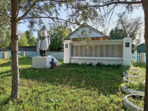 Ремонт памятника воинам ВОВ по ул. Ленина в с. Егва